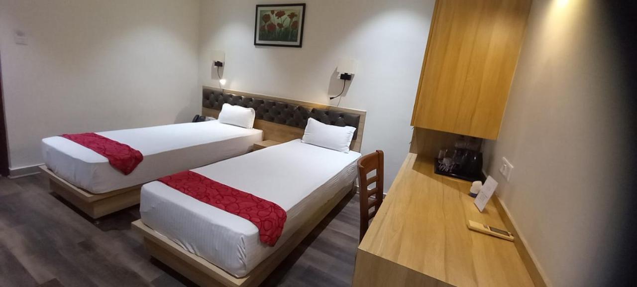 Ojas Hotel & Resort Durgapur  Exterior photo