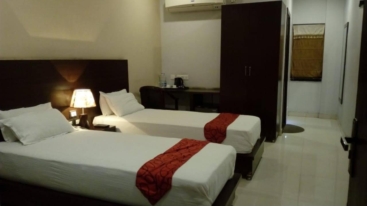 Ojas Hotel & Resort Durgapur  Exterior photo